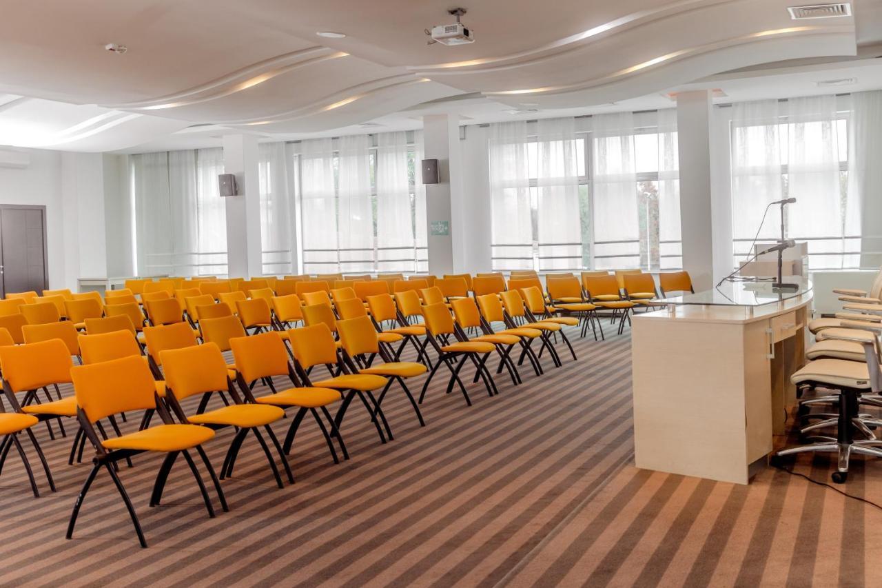Hotel Vojvodina Nagybecskerek Kültér fotó