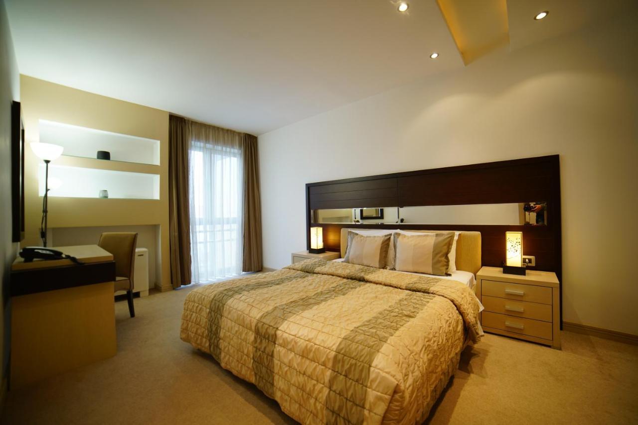 Hotel Vojvodina Nagybecskerek Kültér fotó
